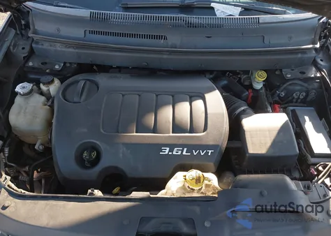 2015 Dodge Journey Sxt z USA, uszkodzony, nr VIN 3C4PDCBG6FT754739